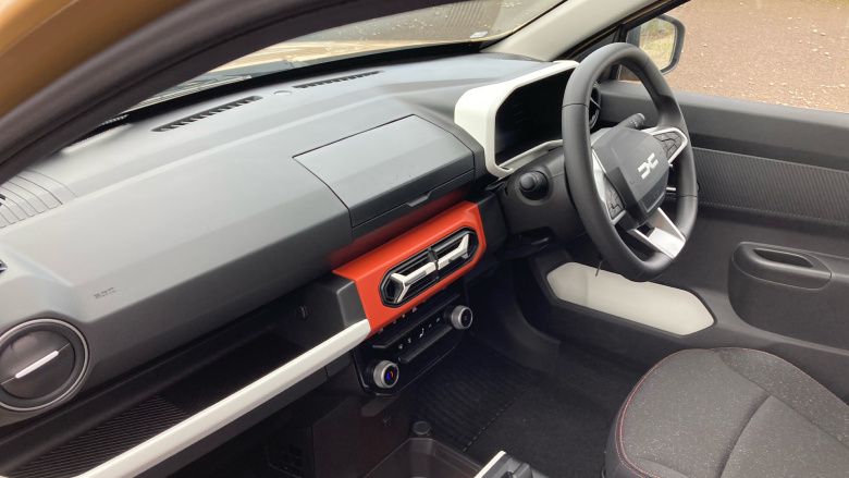 Dacia Spring 27kWh Expression 65 48kW 5dr Auto Electric Hatchback